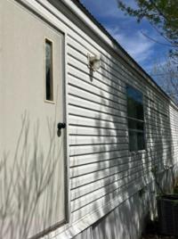 1999 Clayton Homes Marlette Manufactured Home