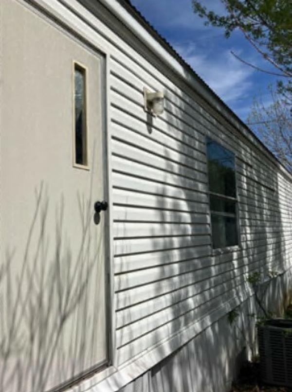 1999 Clayton Homes Mobile Home For Sale