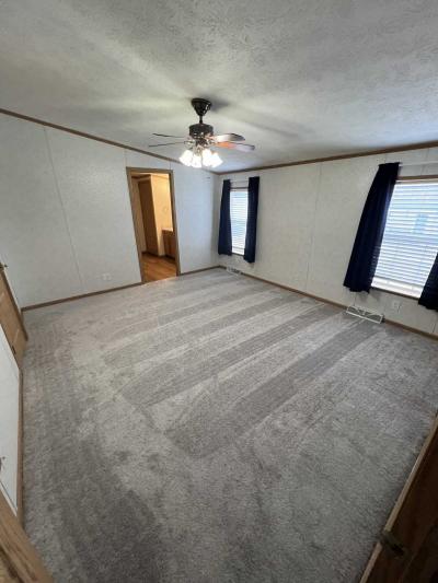 Photo 4 of 8 of home located at 8053 Fairbreeze Dr Severn, MD 21144