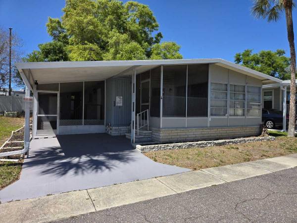 Photo 1 of 2 of home located at 690 Red Wing Cir Largo, FL 33770