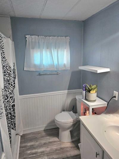 Photo 4 of 13 of home located at 601 Starkey Rd Largo, FL 33771