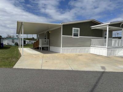 Photo 3 of 29 of home located at 67 Violet Lane Lakeland, FL 33805