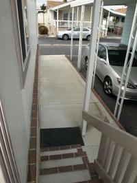 2005 SKYLINE 4 Bedrooms Manufactured Home