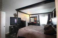 2005 SKYLINE 4 Bedrooms Manufactured Home