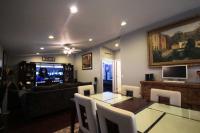 2005 SKYLINE 4 Bedrooms Manufactured Home