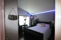 2005 SKYLINE 4 Bedrooms Manufactured Home