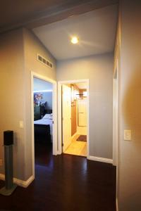 2005 SKYLINE 4 Bedrooms Manufactured Home