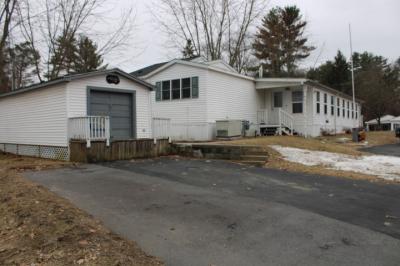 Photo 2 of 4 of home located at 40 Old Hickory Dr Saratoga Springs, NY 12866