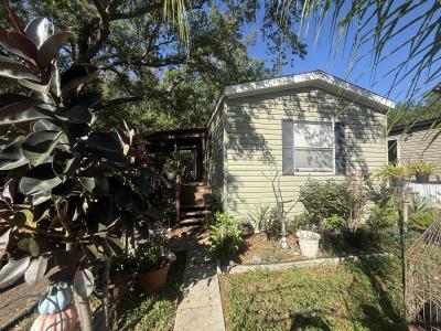 Photo 5 of 36 of home located at 4518 Sundown Lane Tampa, FL 33610