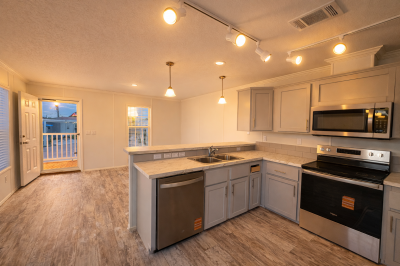 Photo 3 of 7 of home located at 263 Discovery Lane North Fort Myers, FL 33903