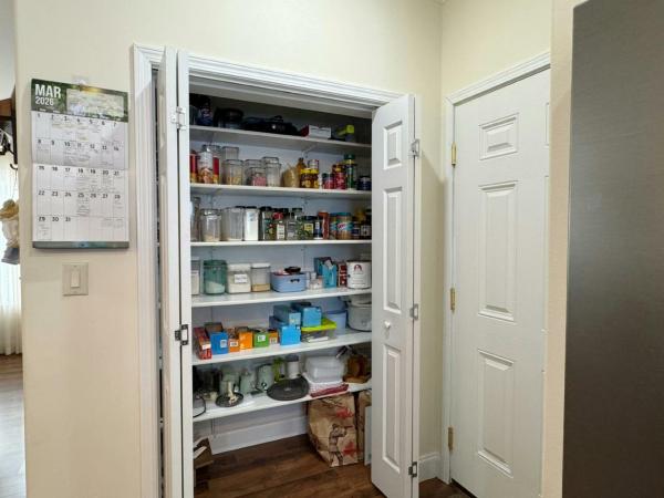 Skyline Jefferson Park Manufactured Home