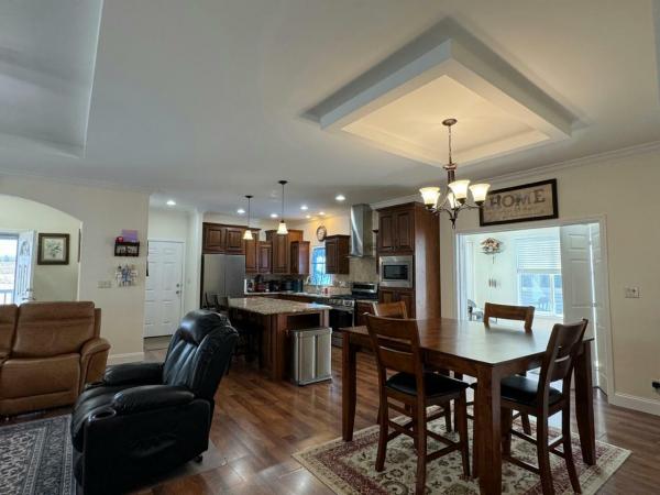 Skyline Jefferson Park Manufactured Home