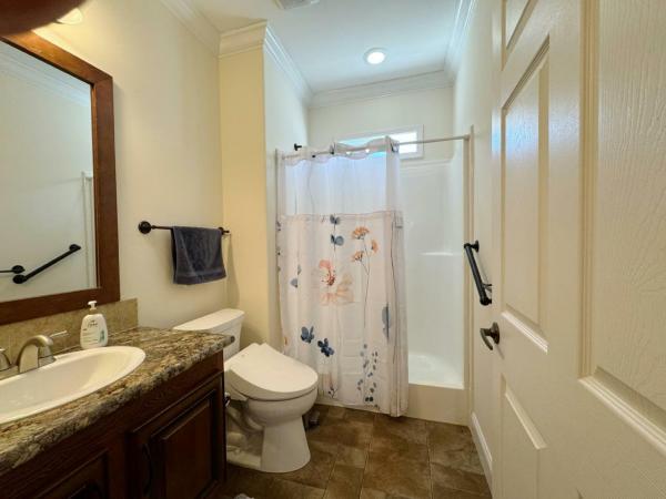 Skyline Jefferson Park Manufactured Home