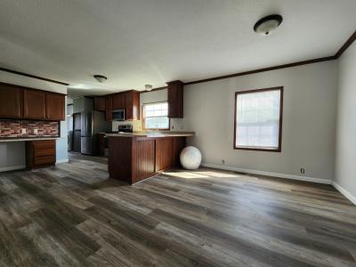 Photo 5 of 15 of home located at 11388 Hollow Oak Miamisburg, OH 45342