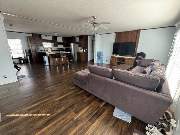 2015 Fleetwood 240VE32483V Mobile Home
