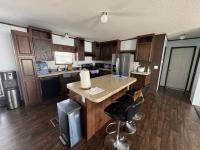 2015 Fleetwood 240VE32483V Mobile Home