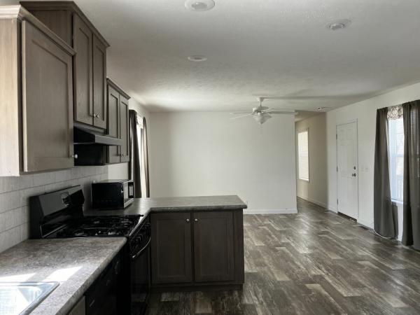 2020 Clayton - Middlebury Revolution 6616 - R111 Mobile Home