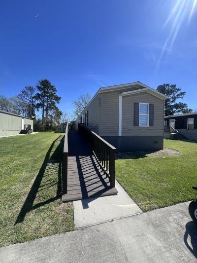 Mobile Home at 20406 Fernbush Dr Houston, TX 77073