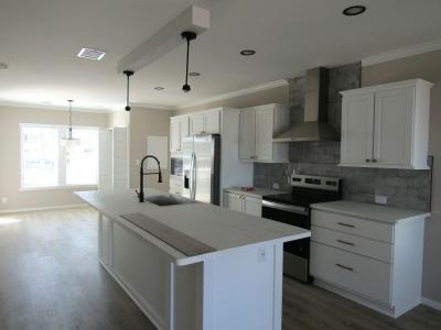 Photo 4 of 7 of home located at 44 Esper Court Lot 0195 Fort Myers, FL 33908