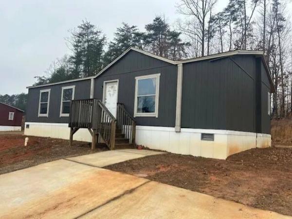 2022  Mobile Home For Sale