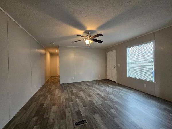 2022 RFN16649BFC1  Home