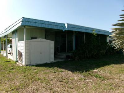 Photo 4 of 14 of home located at 7100 Ulmerton Rd Lot 1213 Largo, FL 33771
