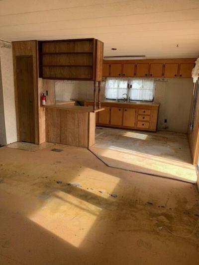 Photo 4 of 8 of home located at 2796 S Main Rd #028 Lebanon, OR 97355