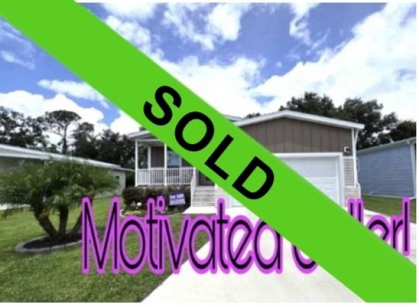 Photo 1 of 2 of home located at 7986 Yukon Trail Ellenton, FL 34222