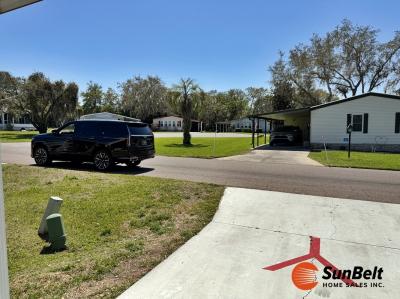 Photo 2 of 27 of home located at 16 Buccaneer Drive Leesburg, FL 34788