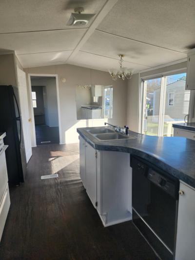 Photo 4 of 8 of home located at 1500 Nc Hwy 101 #15 Havelock, NC 28532