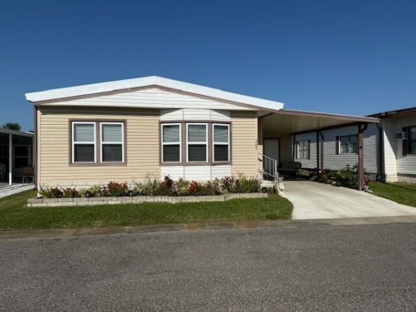 Photo 1 of 2 of home located at 1071 Donegan Rd Lot 265 Largo, FL 33771