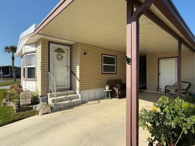 Photo 2 of 36 of home located at 1071 Donegan Rd Lot 265 Largo, FL 33771