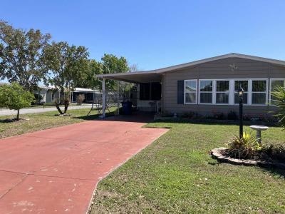 Photo 2 of 13 of home located at 501 Martinique Dr. Lot 10 Lake Wales, FL 33859