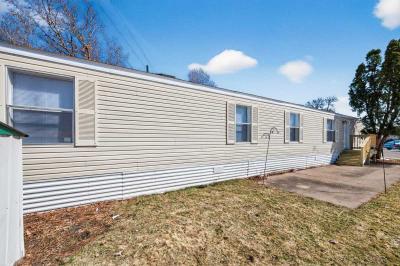 Photo 5 of 29 of home located at 1329 104th Way Blaine, MN 55434