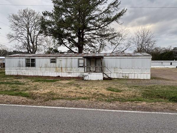 Photo 1 of 2 of home located at 2704 Valley Road Lot #120 Meridian, MS 39307