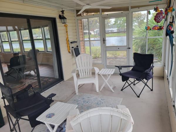 1989 Palm PH093485AB Mobile Home