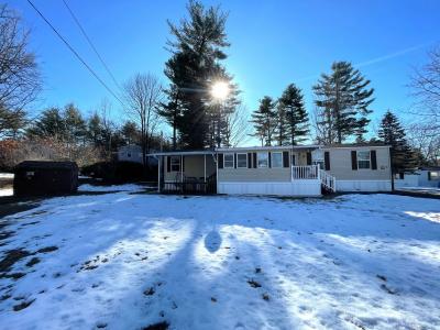 Photo 2 of 22 of home located at 12 Birch Ridge Trail Nashua, NH 03062