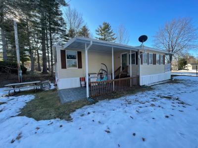 Photo 4 of 22 of home located at 12 Birch Ridge Trail Nashua, NH 03062
