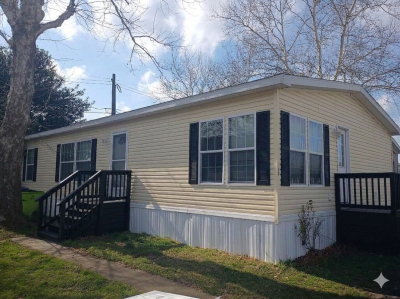 Mobile Home at 15 Second Street Frederica, DE 19946