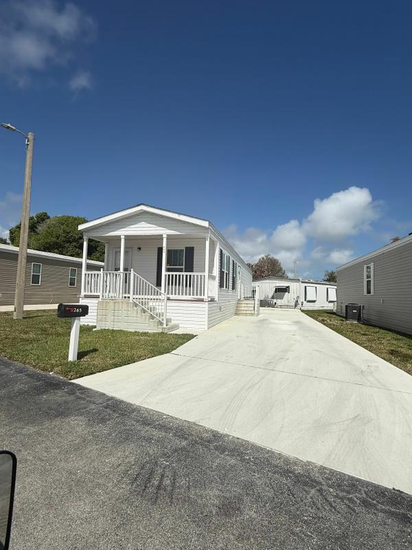 Photo 1 of 2 of home located at 265 Nightingale Avenue Fort Pierce, FL 34982