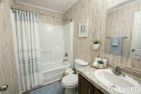 2019 LIVE OAK U2403B Manufactured Home