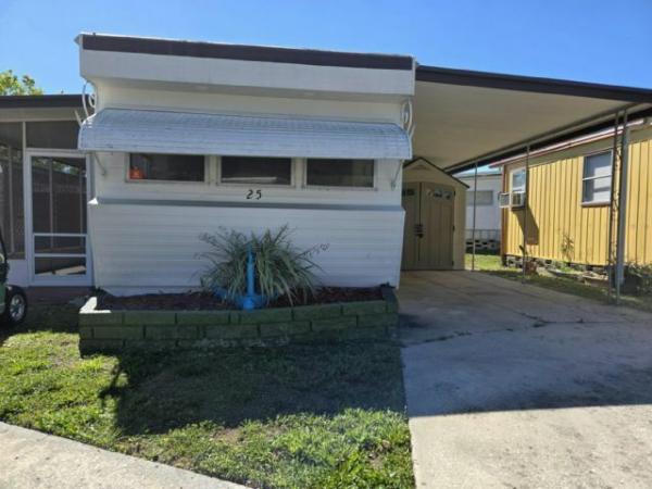 Photo 1 of 2 of home located at 25 Forest Lane Largo, FL 33773