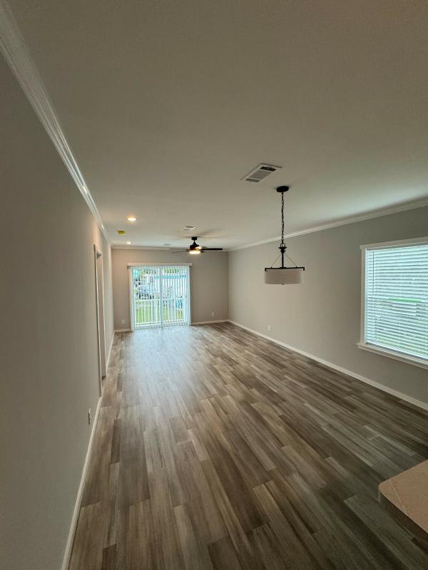 2025 Palm Harbor 340EL28522A Mobile Home