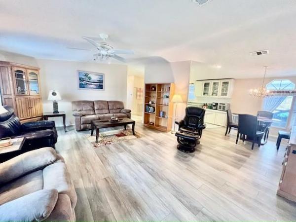 2000 Merit HS Manufactured Home