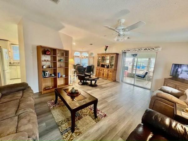 2000 Merit HS Manufactured Home