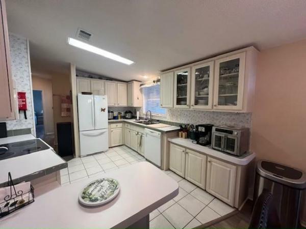 2000 Merit HS Manufactured Home