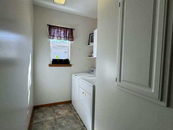 2005 Hi Tech Foxglove Manufactured Home