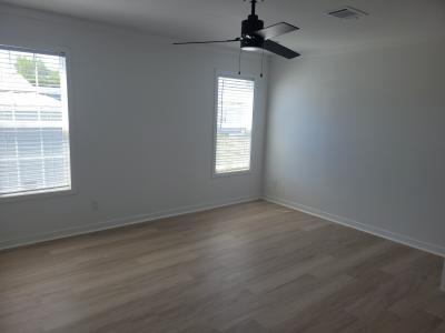 Photo 4 of 12 of home located at 3901 Bahia Vista St. #523 Sarasota, FL 34232