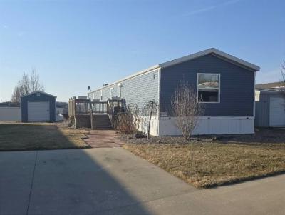 Mobile Home at 4015 Lost Valley Dubuque, IA 52001