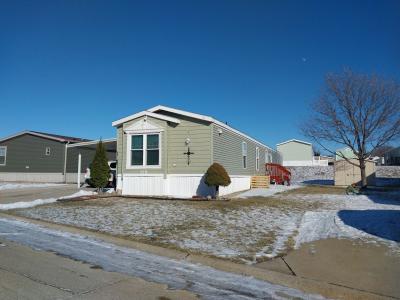 Photo 2 of 12 of home located at 1601 Eagleview Dr. Marion, IA 52302